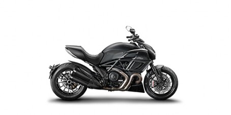 Ducati Diavel : noleggio moto a lungo termine