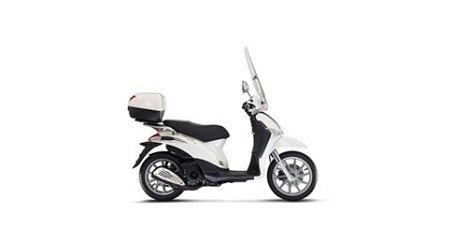 Piaggio Liberty 125 : noleggio moto a lungo termine